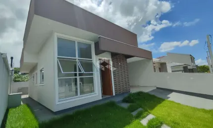 CASA COM 3 DORMITÓRIOS/QUARTOS  SENDO 1 SUÍTE, EM SÃO JOSÉ SC, BAIRRO FORQUILHAS À VENDA POR R$ 540.000,00.