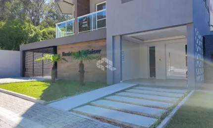 Apartamento  com 76 m² privativos, 02 dorm. (01 suíte) localizados a 700 metros da Prefeitura de Carlos Barbosa.