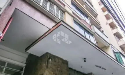 Apartamaento JK à venda próximo ao SENAC, Cine Capitólio, OAB e TJRS.
