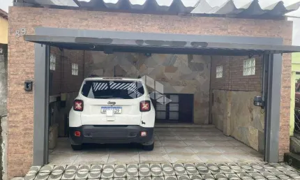 Sobrado  a venda a Vila América com 3 dormitórios e uma suíte