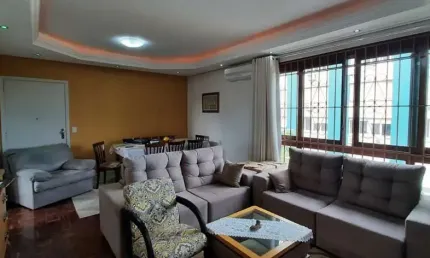 Apartamento 3 dormitórios, 2 vagas, 1 suíte, 100m², ao lado da redenção.