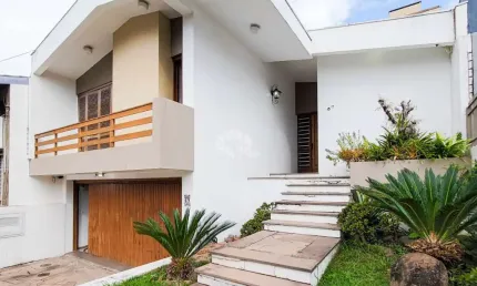 Casa 3 dormitórios, 1 suíte, 4 vagas, 223 m², bairro Jardim Lindóia - Porto Alegre