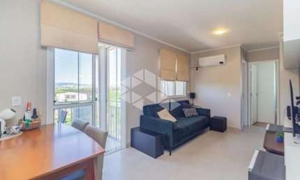 Apartamento com 2 dormitórios, vaga de garagem no bairro Humaitá em Porto Alegre.