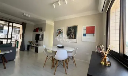 Apartamento 02 dormitórios, suite, sacada, ensolarado, 01 vaga, bairro Santana