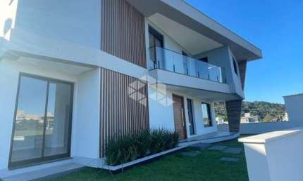 Casa com 3 quartos/dormitórios (suítes) à venda no Loteamento Villa Pamplona, Rio Tavares por R$ 2.200.000,00