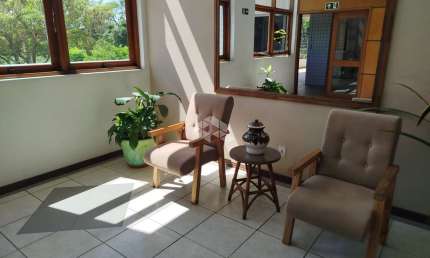 Apartamento 2 dormitórios na Avenida Cavalhada em Porto Alegre