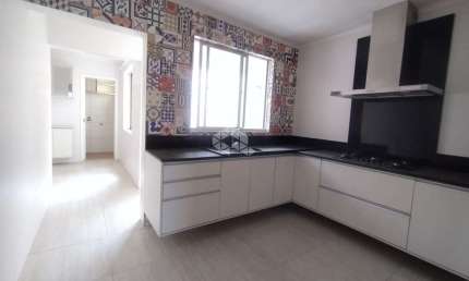 Apartamento com 3 quartos sendo uma suite no Bairro Nonoai em Santa Maria RS