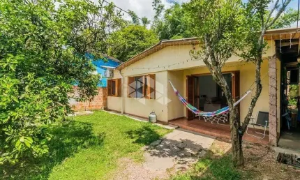 Casa 2 quartos, piscina e 1175m2 de terreno na Lomba Pinheiro