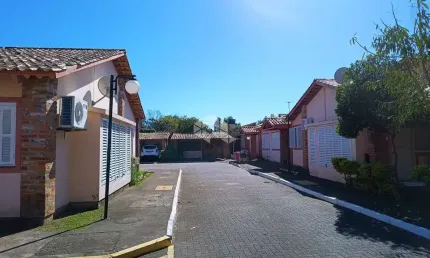 Casa em condomínio fechado com 2 quartos à venda na Rua Atenas, 260, Niterói, Canoas