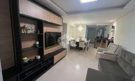 APARTAMENTO COM 2 DORMITÓRIOS (1 SUÍTE) À VENDA EM FLORIANÓPOLIS