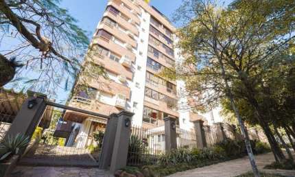 Apartamento 02 dormitórios, 02 vagas individuais, desocupado na Silva Jardim