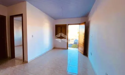 A venda casa de 2 dormitórios, localizada no Loteamento Morada do sol em Canela.