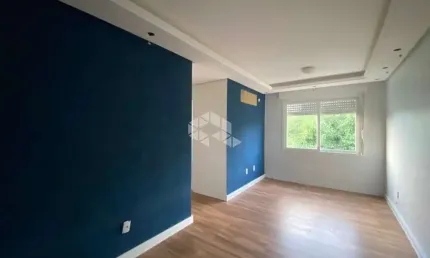 Apartamento de 2 dormitórios com dependência e 1 vaga no bairro Jardim Planalto!