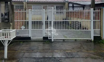 Casa com 45m², 2 quartos, 2vagas de garagem no bairro três marias -  esteio rs