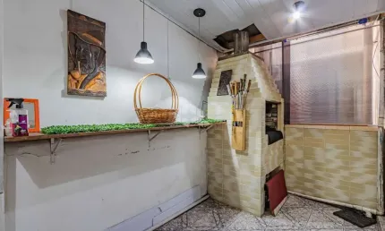 Apartamento 2 dormitórios.Duas sacadas. Churrasqueira. Floresta.Zona Norte