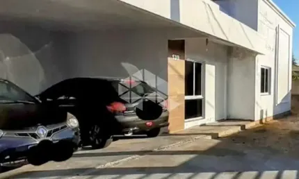 Casa com 3 quartos/dormitórios no bairro serraria, em são josé- sc