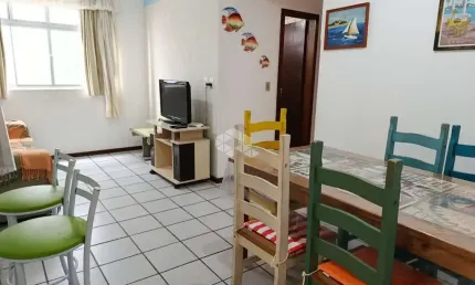Apartamento com dois dormitórios em bombas -bombinhas -sc