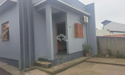 Casa com 3 quartos à venda na Rua Ivan Moraes Lemos, 37, Colonial, Sapucaia do Sul