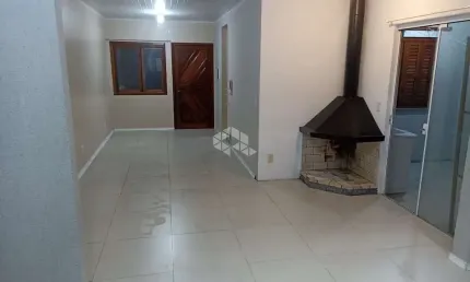 Casa a venda em condomínio com 2 dormitórios, sala , cozinha, banheiro, garagem