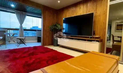 Apartamento à venda de 2 dormitórios mobiliado em jurerê ,peerto da praia