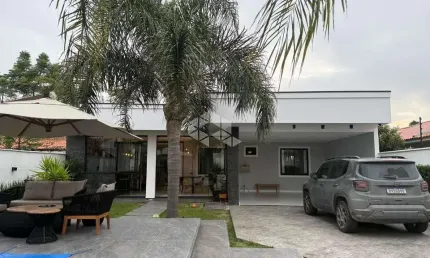CASA A VENDA NO BAIRRO XV de NOVEMBRO EM TIJUCAS-SC