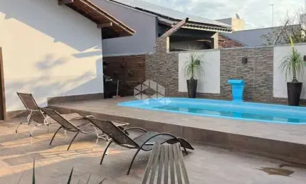 Casa com 3 quartos à venda na Amoreira, 160, Universitário, Tijucas