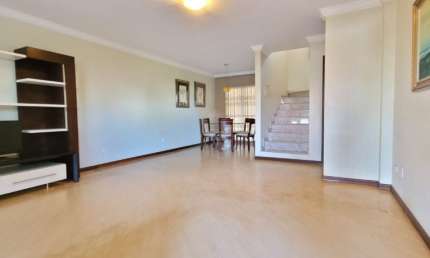 Casa com 3 quartos para alugar na Rua Vicente Machado, 2504, Country, Cascavel