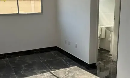 Apartamento térreo com 48m², 2 dorms, na praça do Habibs, Mogi das Cruzes