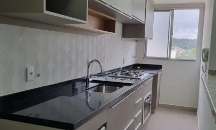 Apartamento com suíte para locação! andar alto com vista incrível da serra, no mogilar