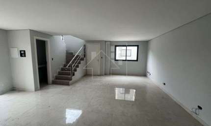 Sobrado a venda com 3 quartos com suíte com 105,53 m² no bairro Uberaba