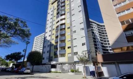Lindo apartamento com 3 quartos com suíte com 140 m² com 2 vagas no Agua Verde