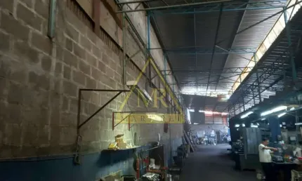 Barracão / Galpão / Depósito à venda na Rua Ituxi, --, Saúde, São Paulo