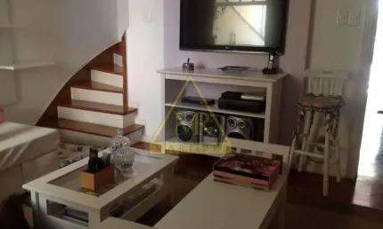 Casa com 3 quartos à venda na Rua Itararé, 159, Bela Vista, São Paulo