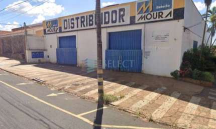 Barracão / Galpão / Depósito com 3 salas para alugar na Vila Curti, São José do Rio Preto 