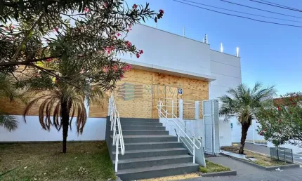 Salão Comercial | Avenida | 634m2 | Acessibilidade | Ar Central |