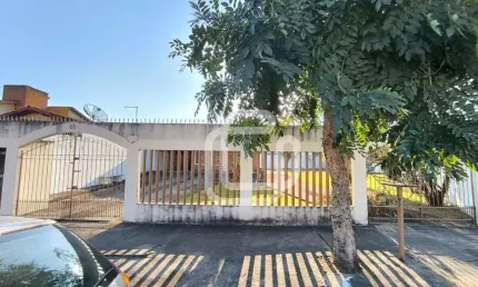 Casa com 667m² de terreno à venda, 169 m² por R$ 1.100.000 - Indaiá - Caraguatatuba/SP