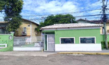Casa em condomínio fechado na estrada do mendanha , 2 quartos