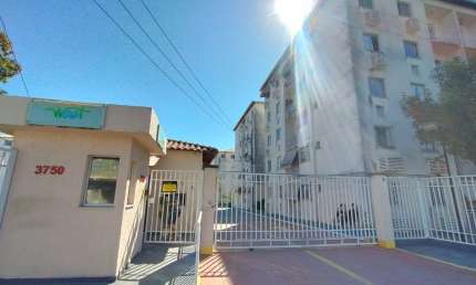 Apartamento 2 quartos, varanda, vaga de garagem 400 metros do West shopping, vai andando