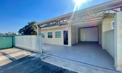 Casa Residencial para alugar, 90.00 m2 por R$2300.00  - Embu - Colombo/PR