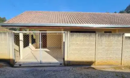Casa Residencial com 3 quartos  para alugar, 115.00 m2 por R$1500.00  - Centro - Colombo/PR