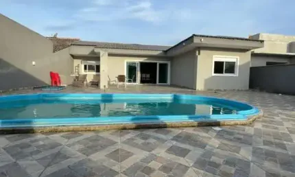 Casa residencial com 2 quartos  à venda, 120.00 m2 por r$590000.00  - coroados - guaratuba/pr