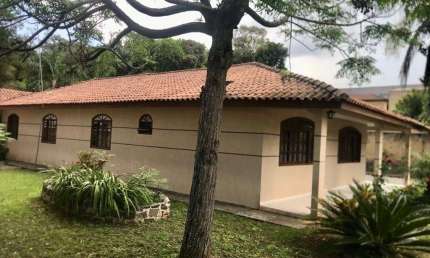 Casa Residencial com 3 quartos  à venda, 220.00 m2 por R$998000.00  - Centro - Colombo/PR