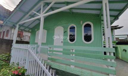 Casa à venda, 5 quartos, 2 suítes, 3 vagas, Fábio Silva - Tubarão/SC