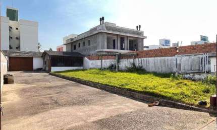 Terreno à Venda no Parque das Palmeiras - Bairro Vila Esperança