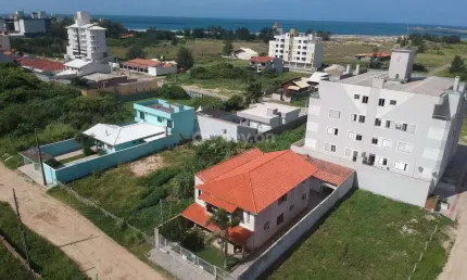 Casa à venda, 3 quartos, 1 suíte, 1 vaga, Mar Grosso - Laguna/SC