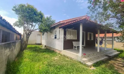 Casa à venda, 3 quartos, 2 vagas, Balneário Arroio Corrente - Jaguaruna/SC