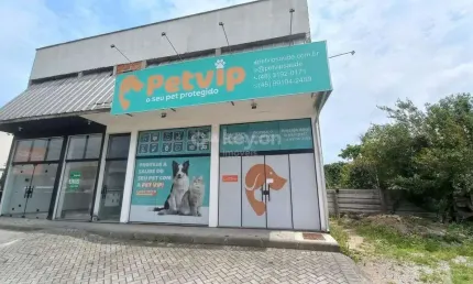 Sala comercial para alugar no Revoredo, Tubarão 