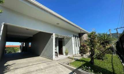 Casa para aluguel, 3 quartos, 1 vaga, São João (Margem Esquerda) - Tubarão/SC
