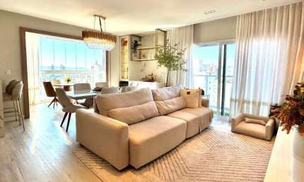 Apartamento Mobiliado de Alto Padrão no Centro de Tubarão – Residencial Memphys