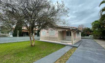 Casa para aluguel, 3 quartos, 1 vaga, Passagem - Tubarão/SC